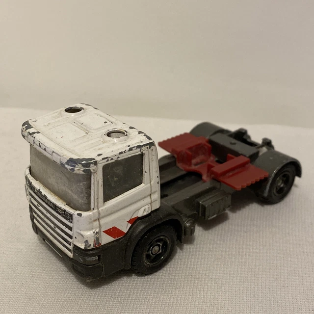 Camion Poubelle KAMAZ KO-415 Russe Années 80 - Modèle Réduit 1/50 Fait Main En Métal/plastique - Jaune