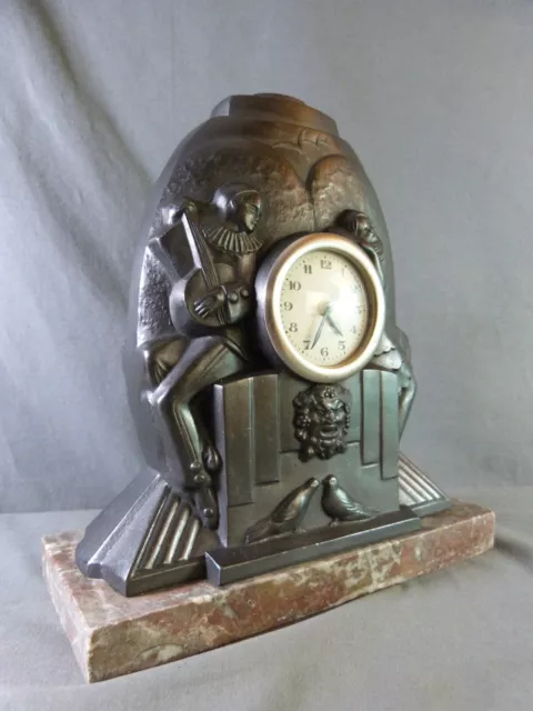 French Art Deco clock in spelter and marble, Lovers: Pierrot and Columbine 2