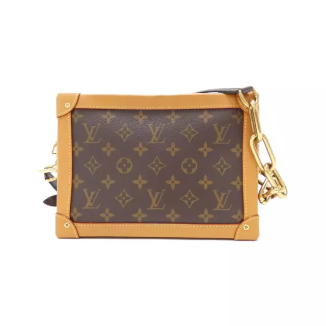 Louis Vuitton 2020 Monogram Cartoon Embroidered LV Friends Soft Trunk –  Oliver Jewellery