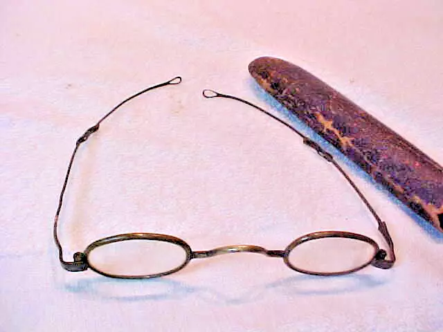 Antique 1800'S Reading Glassed With Adjustable Temples Gold Tone Frame