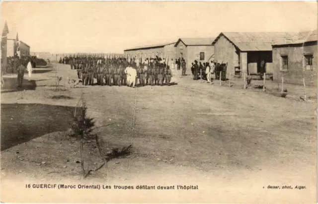 CPA AK Geiser 16 Guercif troops marching in front of the hopi. MOROCCO (755358)
