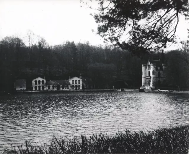 COYE LA FORESTE c. 1900-20 - Pond Château de la Reine Blanche Oise - NV 1368