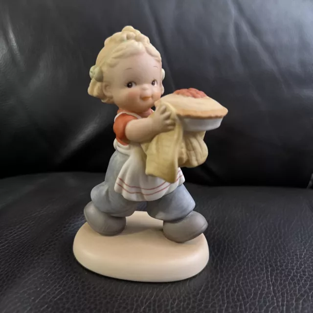 Memories Of Yesterday, “As Good As His Mother Ever Made” girl with pie Figurine