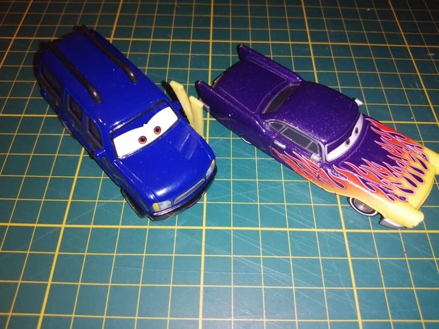 lot de  voitures cars disney pixar  mattel metal  d occasion