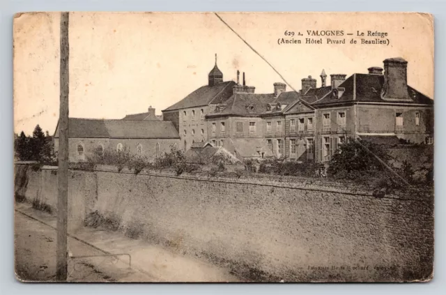 France VALOGNES Le Refuge Ancien Hôtel Pivard de Beaulieu Old Vtg Postcard View