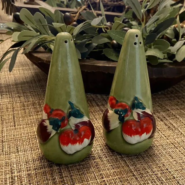 Vintage Salt and Pepper Shakers Made in Japan Mid-Century Modern Retro Green Red