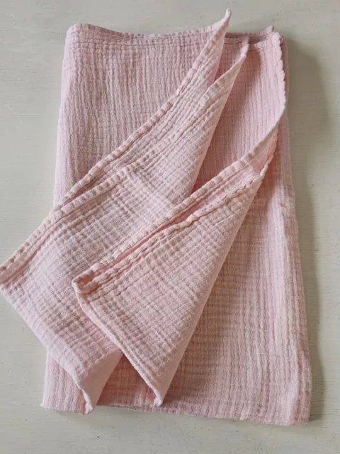 Manta para bebé Chick Pea algodón muselina rosa liso