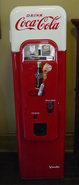1950's Drink Coca-Cola Vendo 44 vending machine--excellent----------16023