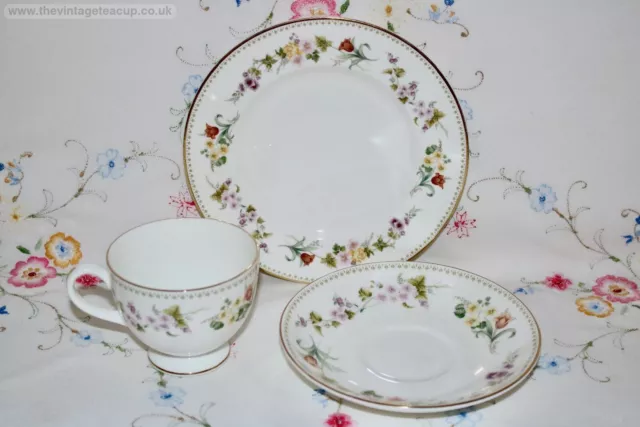 Superb Wedgwood English Bone China Tea Set Mirabelle Trio Cup Saucer Plate