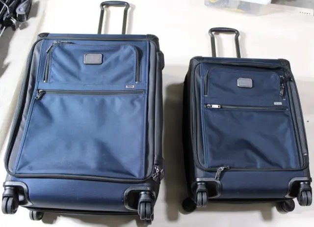 Set of (20'' 24') Tumi Alpha 2 Front Lid Continental Carry On Navy 22561 22564