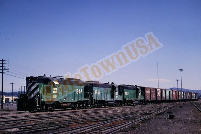 Vintage 1975 Zugrutsche 1944 Burlington Northern Motor X3L029