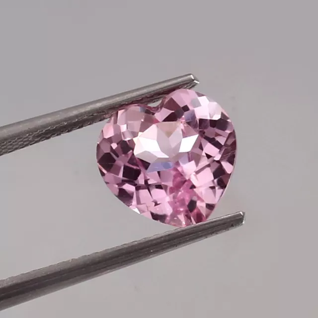 AAA Naturel sans Défaut Mozambique Rose Morganite Desseré Coeur Gemme Cut 6x6 MM