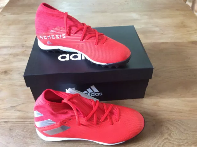 CHAUSSURES FOOTBALL ADIDAS Nemeziz Taille 39 1 3 neuves EUR 20 00