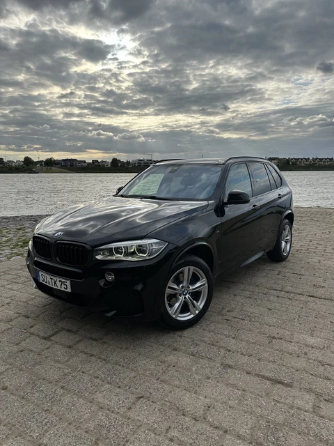 BMW X5 xDrive30d  M-Paket - 8-Fach Pano/HUD/Temp/Memory Sitze