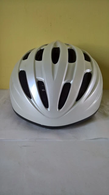 Casque vélo/skate/trottinette feu avant et arrière Noir Casque vélo/skate/trottinette feu avant et arrière Noir