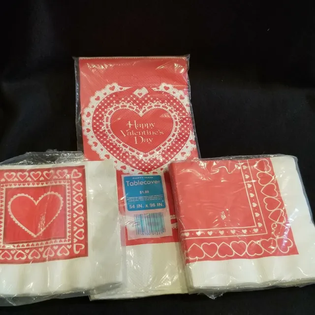 Valentines Hearts Party Paper Tablecover Tablecloth Napkin Party Maid New VTG
