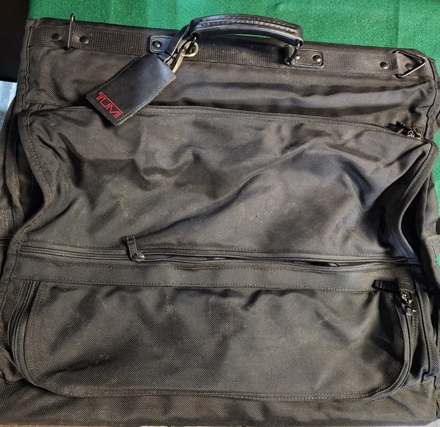 TUMI Black BALLISTIC Nylon & Leather HANGING GARMENT BAG Suiter SUITCASE Luggage