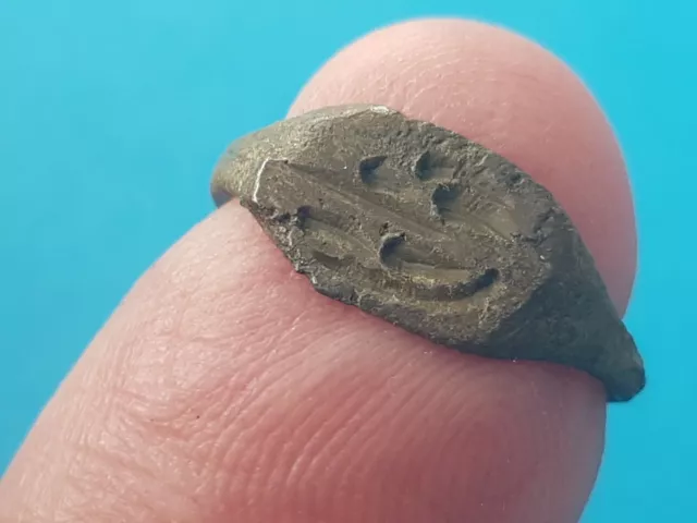 Very rare intact superb Viking childs bronze ring. Please read description. L194