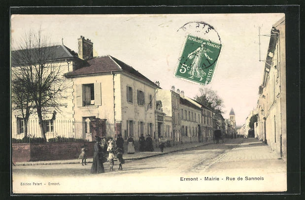 CPA Ermont, Mairie dans Rue de Sannois