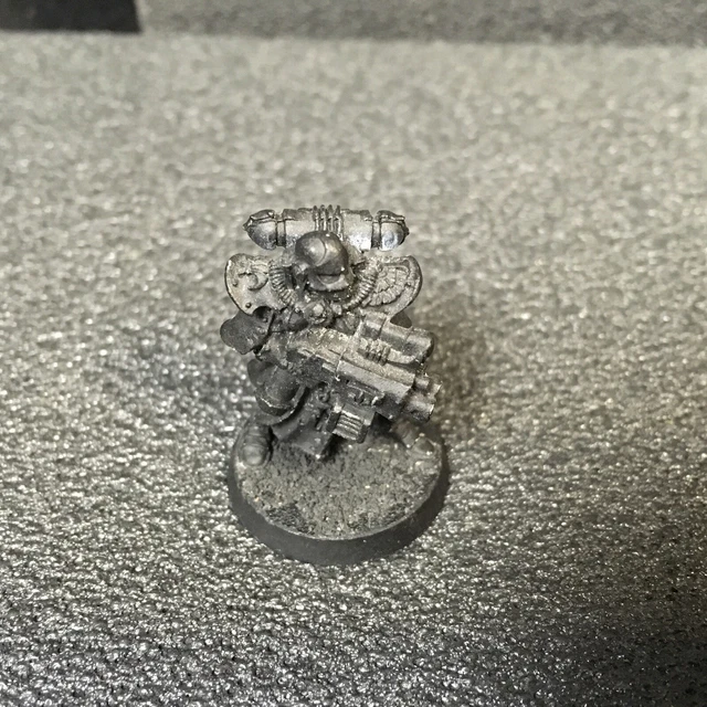 Warhammer 40k Adepta Sororitas Battle Sister with Heavy Bolter (3/11)