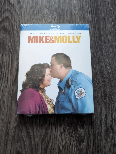 MIKE & MOLLY: The Complete First Season Blu-ray NEW SEALED