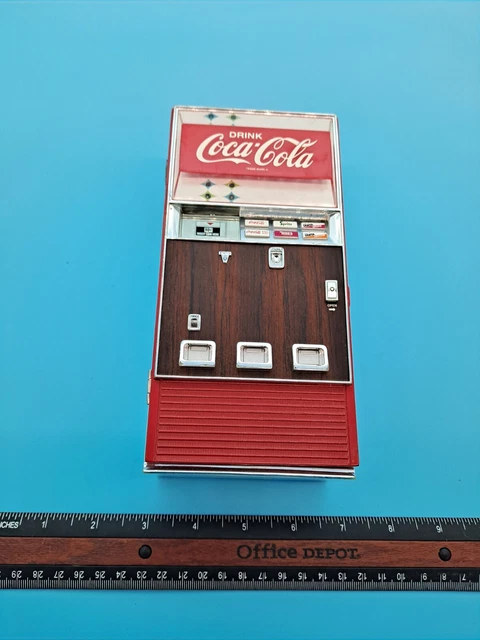 Vintage 1996 Collectible Coca Cola Vending Machine Coin Bank
