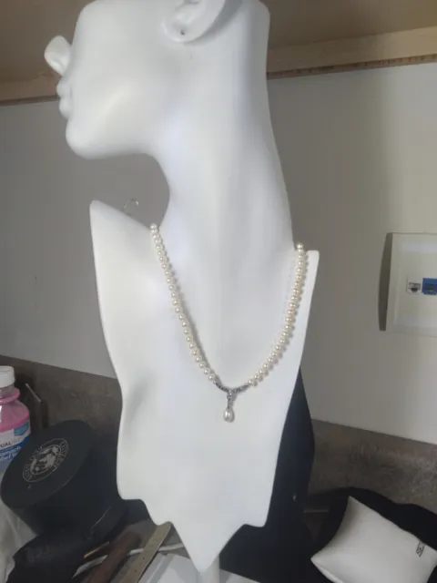 10K White Gold Freshwater Pearl and Diamond Necklace and Pendant 16"