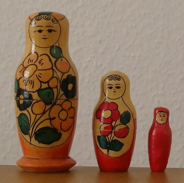 Matrjoschka. Matroschka! Babuschka! Matruschka. Matrioschka! MADE IN USSR! 3 St*