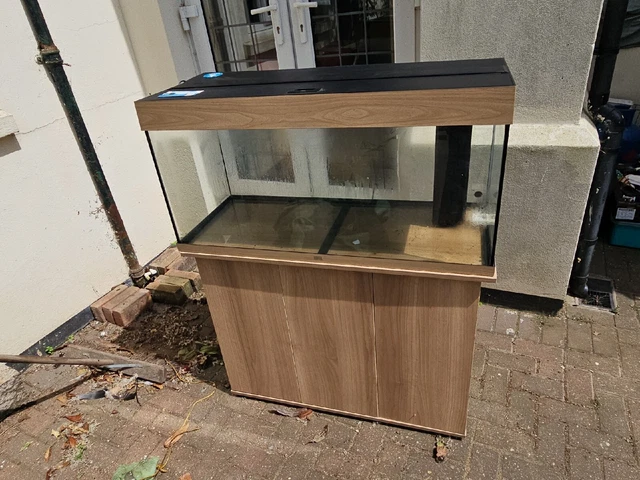Juwell Fish Tank With Stand
