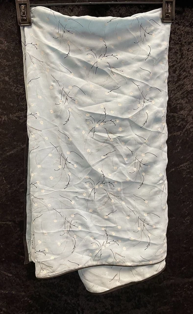 Sciarpa floreale blu/sari 94x42 pollici. SW124