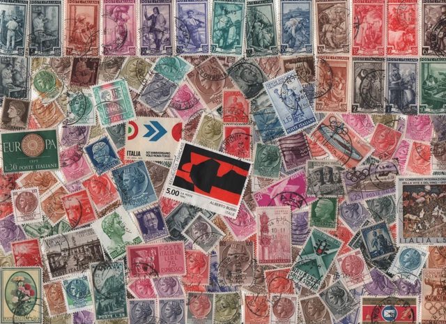 Vrac Lot De 160 Timbres Italie