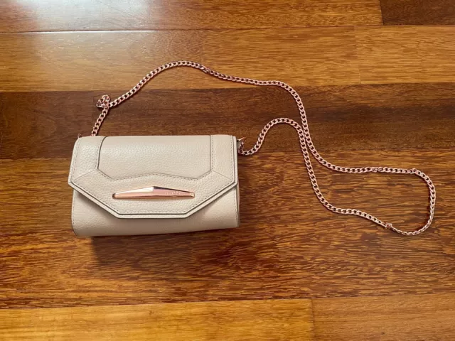 Mimco clutch sale 2025