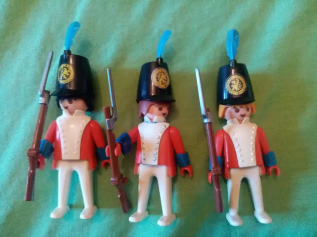 lot de 3 figurines PLAYMOBIL  soldats anglais /H