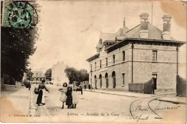 CPA LAVAL Avenue de la Gare (685971)