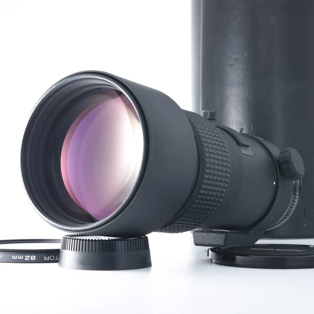 Nikon ED AF NIKKOR 300mm 1:4 avec étui rigide