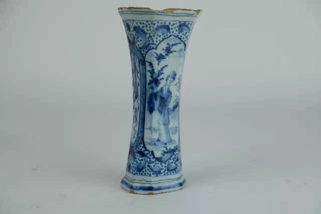 Dutch Delft blue Chinoiserie Vase “De Griekse A” 18th century