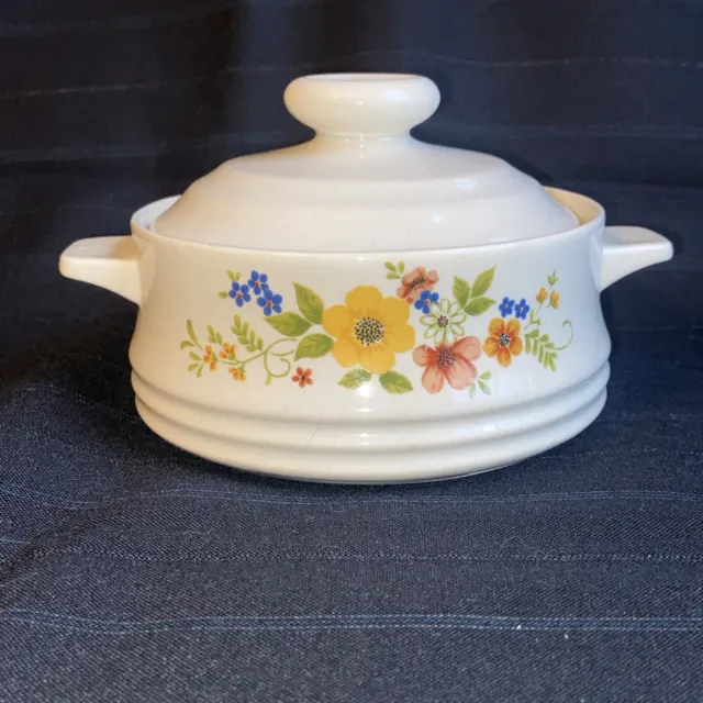 Vintage Bake Serve N Store Stoneware Sweet Flowers Casserole Dish With Lid
