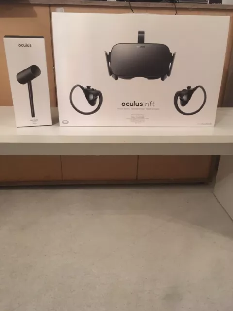 Oculus Rift + Touch Bundle VR Headset inkl. Controller +3 Sensor in OVP