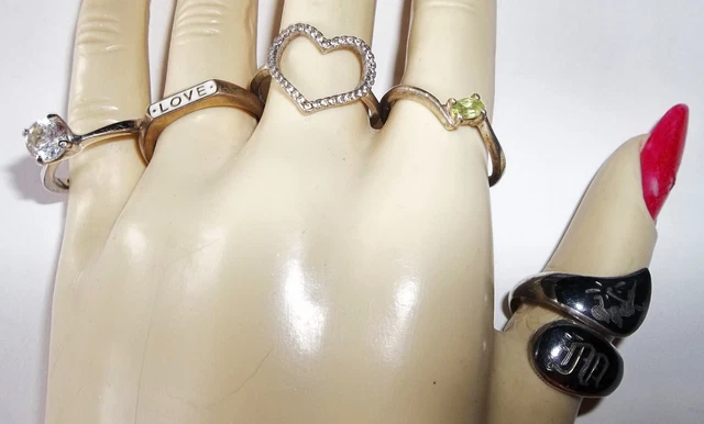 Lot of 5 Vintage Sterling Silver Rings Love Heart Avon Siam Green & Clear Stones