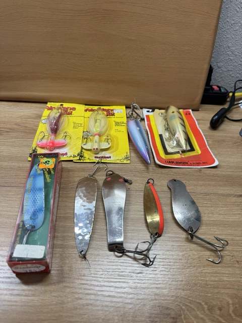 Lot De 12 Anciens Leurres De Pêche (crankbaits) Avec étui – Rapala Et Génériques