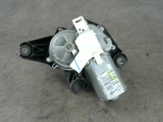 Moteur Essuie-glace Arrière RENAULT R5 Phase 2 – Occasion – 1982