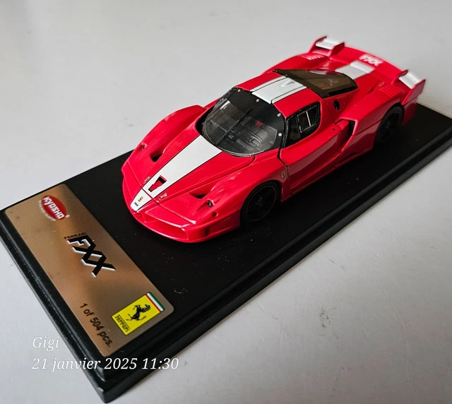 VOLVO C40 vert sauge 2021 KYOSHO 1/43