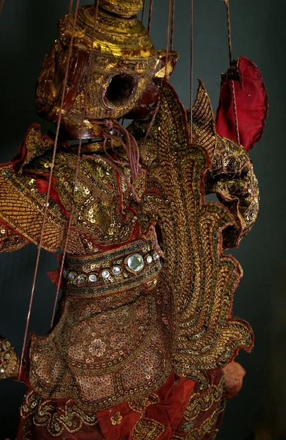 V LARGE ANTIQUE BURMESE PUPPET MARIONETTE INTERIOR DESIGN BUDDHIST GARUDA 39 ins 9