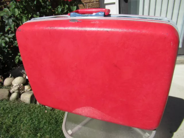 Vintage Samsonite Silhouette Suitcase Mottled Hot Pink Barbie Pik Hard Shell