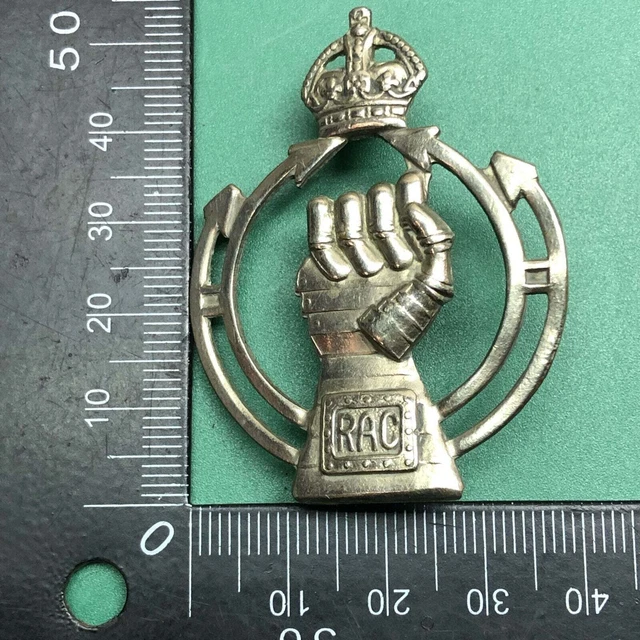 ORIGINAL WW2 BRITISH Army Cap Badge - Royal Armoured Corps - Kings ...