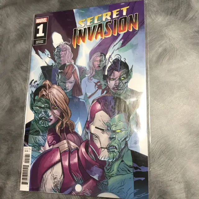 Secret Invasion #1 1:25 Camuncoli Variant Skrulls Marvel Comic 1st Print 2022 NM
