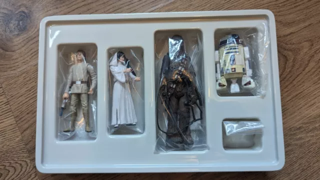 Hasbro STAR WARS Early Bird Mail-Away Figure 4 Pack - Luke, Leia, Chewie, R2-D2