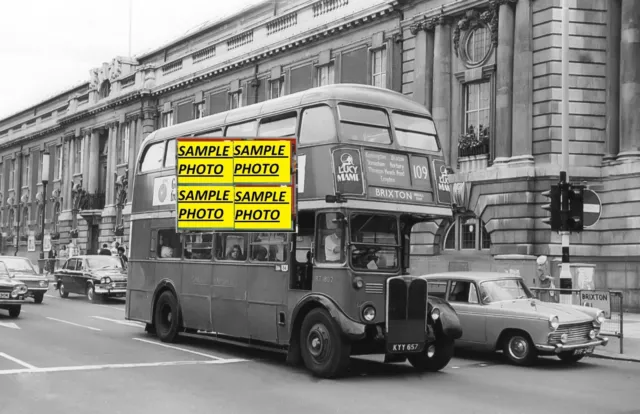 London Transport B&W Bus Photograph-RT 1802 Route 109