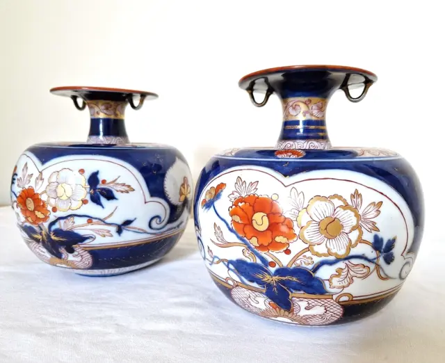 Paire de superbes vases en porcelaine signés Tinet à Paris milieu XIXème.