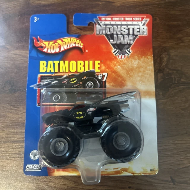 batmobile miniature 1/43e en métal du film batman de 1989 marque ERTL